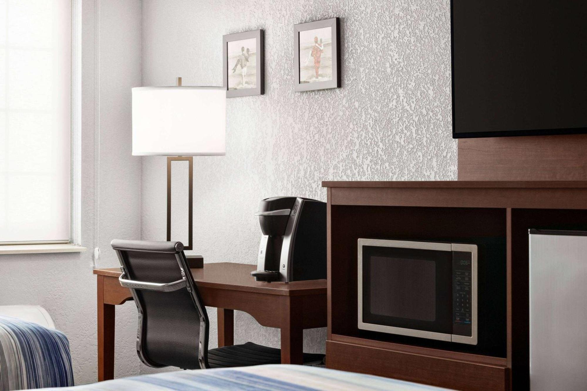 Americinn By Wyndham Williamsburg Luaran gambar